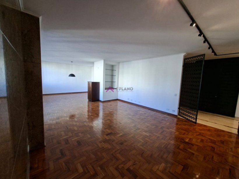 PP1756027.jpg