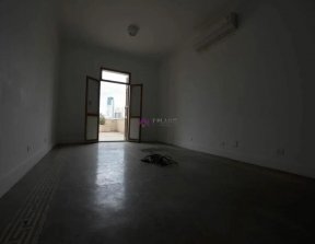 PP1831003.jpg