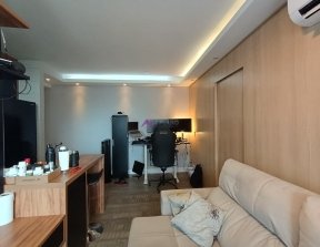 PP1796014.jpg