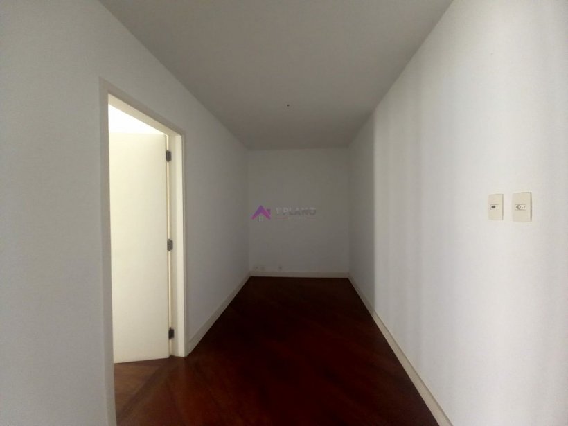 PP283013.jpg