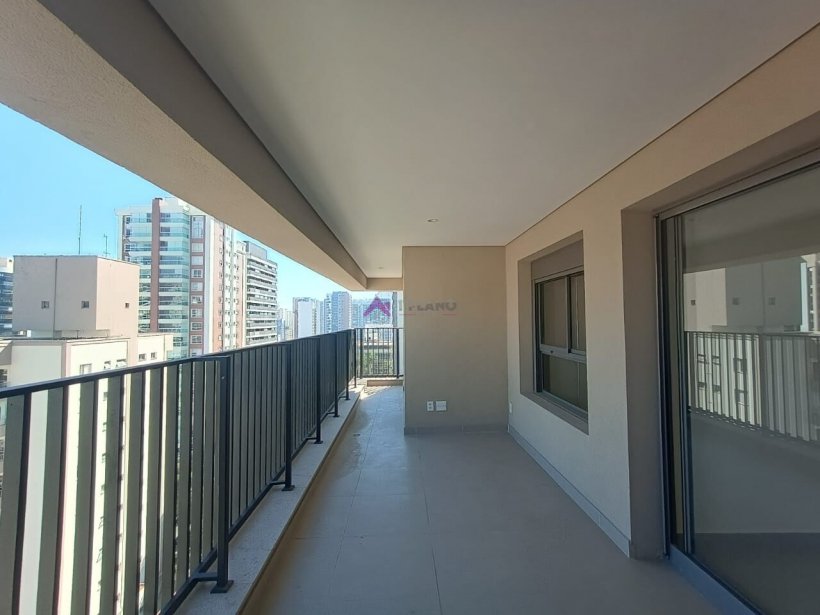 PP1739007.jpg