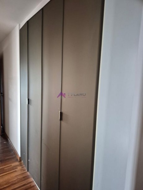 PP1854033.jpg