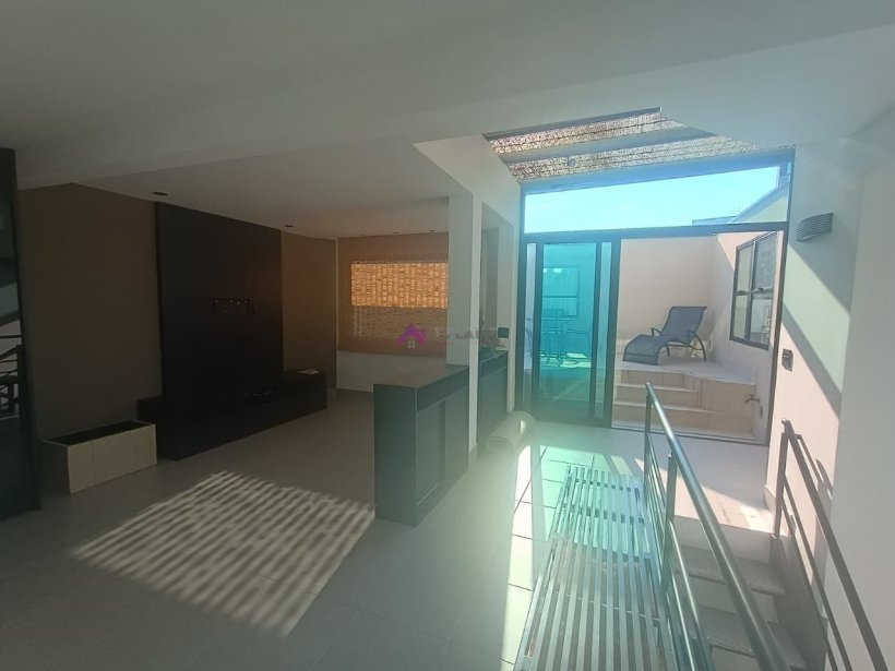 PP1838007.jpg